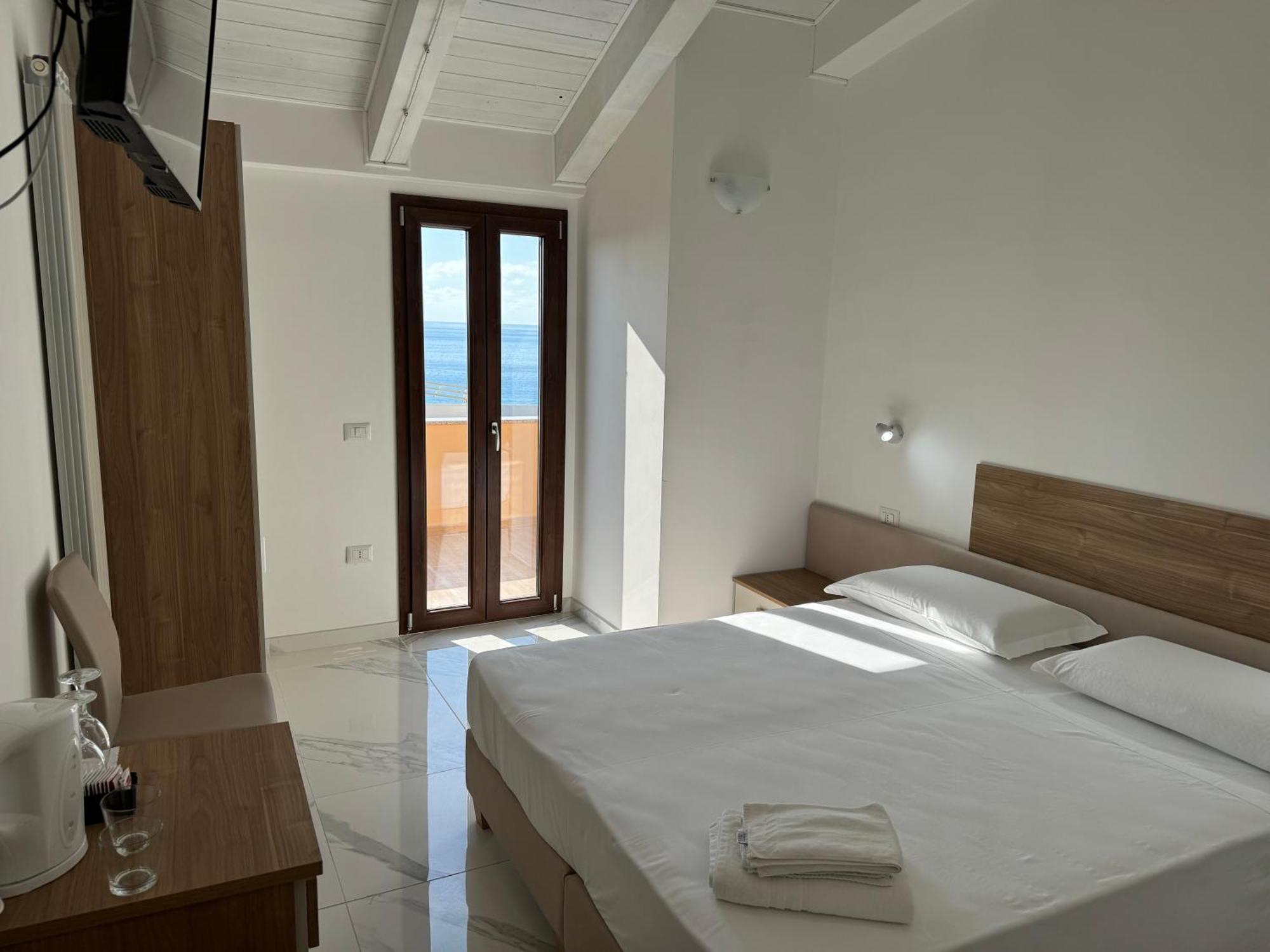 Topazio Rooms & Apartment Tropea Zewnętrze zdjęcie